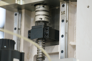 Pierre CNC 4 axes 5 axes pont scie coupe 4 + 1 axes marbre scie carrelage pierre tombale découpeuse à vendre - Product Image 5