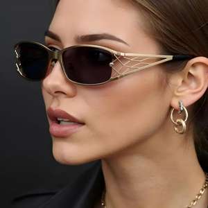 Lunettes de soleil carrées rétro en alliage tendance 2025 avec logo personnalisé, protection UV400, monture métallique ajourée, style Y2K punk pour hommes et femmes - Product Image 1