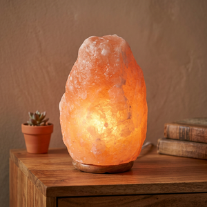 Lampe de sel de l'Himalaya rose et blanc sculptée à la main Demaro de haute qualité, petite lampe de table pour la maison et le bureau, artisanat naturel - Product Image 1
