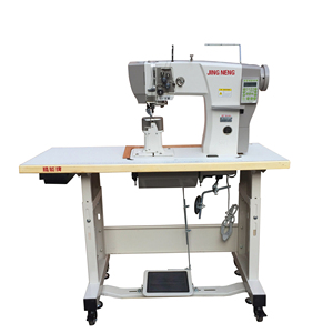 Machine à coudre industrielle à double aiguille, à bras long et alimentation par rouleaux, pour la confection de dessus de chaussures en cuir, machine à coudre informatisée pour la fabrication de chaussures - Product Image 1