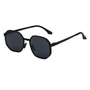 Gafas de sol polarizadas sin tornillos de estilo europeo americano hechas a medida para hombre, lentes TAC UV400, montura negra, estilo Instagram, para exteriores - Product Image 5