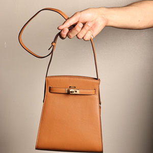 Sac bandoulière en cuir de vachette marron doré avec boucle dorée et fermeture éclair, sac décontracté à une seule sangle - Product Image 3