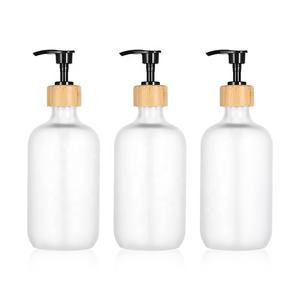 Botella de plástico PET transparente esmerilado de 500ml, bomba de loción negra, tapa de bambú, embalaje cosmético serigrafiado - Product Image 1