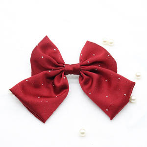 Pince à cheveux coréenne tendance avec gros nœud Pince à ressort queue de cheval <span class=keywords><strong>Barrette</strong></span> à cheveux élégante pour femmes avec <span class=keywords><strong>strass</strong></span> - Product Image 4