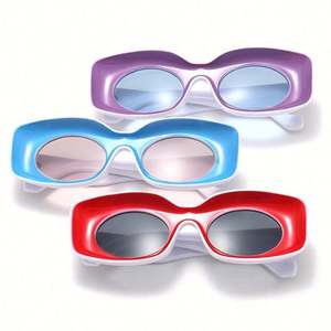 Gafas de Sol Rectangulares de Plástico de Moda con Logotipo Personalizado, Gafas de Sol Cuadradas Multicolores para Hombre y Mujer - Product Image 5