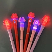Bolígrafos de Lujo con Luz LED para Niños, Diseño Floral, Punta de 0.7mm, Tinta Negra/Azul, 15.1cm, Plástico Laminado, con Logotipo Personalizado O&Q