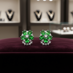 Orecchini a perno con fiore verde, placcati argento, in lega di zirconi, gioielli da festa da donna, design romantico, montatura a griffe, taglio rotondo brillante - Product Image 2