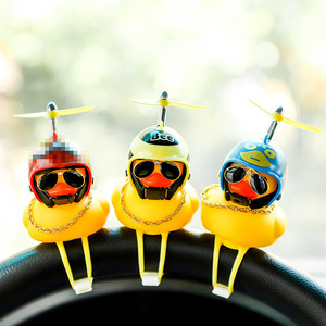 หมวกกันน็อคเป็ดสร้างสรรค์สำหรับตกแต่งรถยนต์รถจักรยานไฟฟ้า - Product Image 2