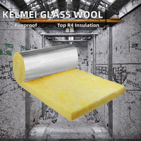 Rouleau d'isolation en laine de verre ignifuge R4.0, couverture thermique en fibre de verre avec revêtement en feuille pour la construction de toitures et d'entrepôts