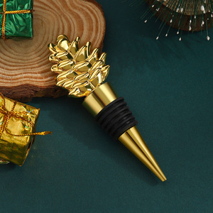 Christmas <b>Wine</b> <b>Stopper</b> Pinecone Shape Gold Plated Plastic Bottle Seal Holiday Gift Party Decoration - Product Image 2