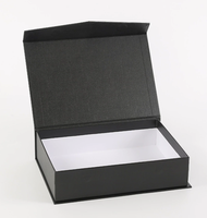 Boîte cadeau de luxe en carton rigide mat vert avec logo personnalisé, fermeture magnétique pliable, emballage haut de gamme pour usine