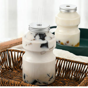 Internet-Famous Happy <span class=keywords><strong>Duo</strong></span> 500ml Tasse à thé et à café au lait PET jetable avec bouchon à vis Impression de logo personnalisé - Product Image 1