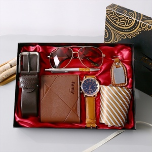 Set de Regalo <span class=keywords><strong>para</strong></span> <span class=keywords><strong>Hombre</strong></span> 2026 de 7 Piezas: Gafas de Sol Aviador, Cinturón con Hebilla Automática, Cartera, Bolígrafo, Regalo Empresarial, Venta al Por Mayor - Product Image 1