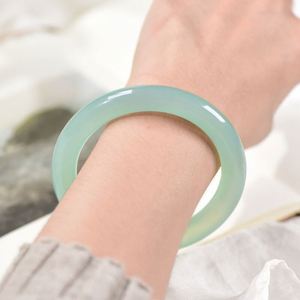 Calcedonio naturale <span class=keywords><strong>azzurro</strong></span> di colore congelato ragazza agata di giada simile al ghiaccio sottile striscia rotonda blu ghiaccio trasparente braccialetto di bellezza HANFU - Product Image 4