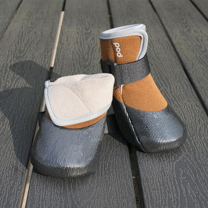 Jianbo Logo personnalisé Bottes de <span class=keywords><strong>neige</strong></span> pour <span class=keywords><strong>chien</strong></span> Chaussures imperméables pour animaux de compagnie Bandes réfléchissantes Semelle robuste antidérapante Chaussures classiques en latex Patte pour <span class=keywords><strong>chien</strong></span> - Product Image 1