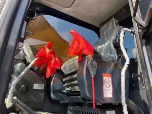 Escavatore SANY SY365C Usato Ben Mantenuto in Vendita, Macchina Movimento Terra con Poche Ore di Utilizzo, Prestazioni Affidabili del Motore e della Pompa - Product Image 4