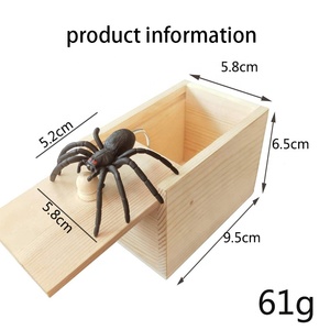Nouveauté 2023 : Boîte à Farces en Bois avec Araignée Cachée – Qualité Supérieure – Jouet Amusant et Original pour Blagues et Cadeaux - Product Image 6