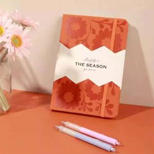 Cuaderno A5 Artístico Personalizado 2025, Libretas de Alta Gama para Negocios, Oficina, Trabajo, Diario, Diseño Femenino, Estudiante Universitaria, Tapa Dura - Product Image 4