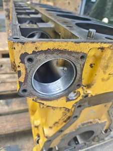 Motor de excavadora C32 C15/493-0563/348-9904/351-2234/353-5384/3771429/272-6646 Cilindro corto Cilindro largo Bomba de combustible Bomba diésel - Product Image 4