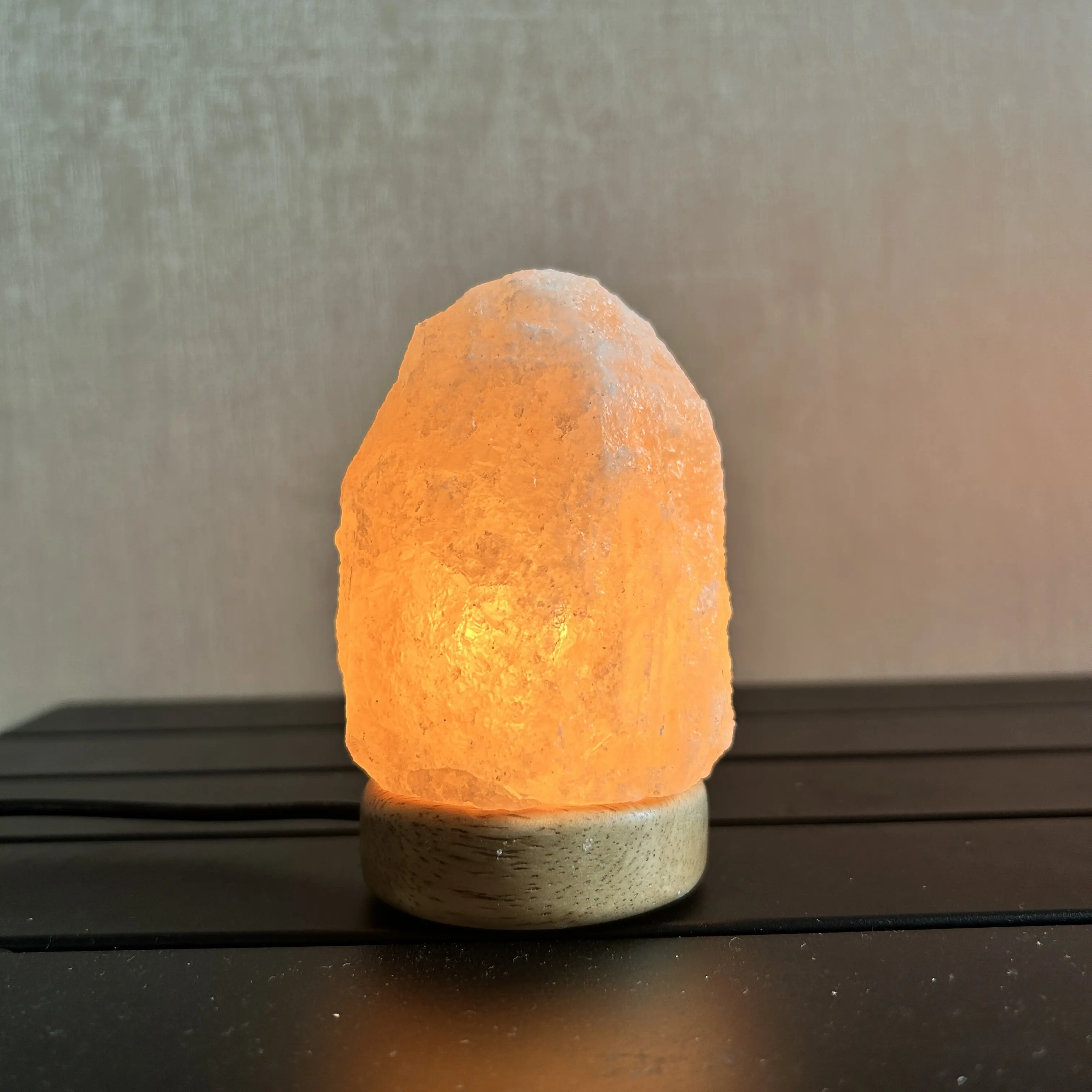 Stock Up on Home Decor Essentials Wholesale Natural Shape Himalayan Salt Crystal Lamp 5V 5W 1 Pound Light Halogen Table Lamp