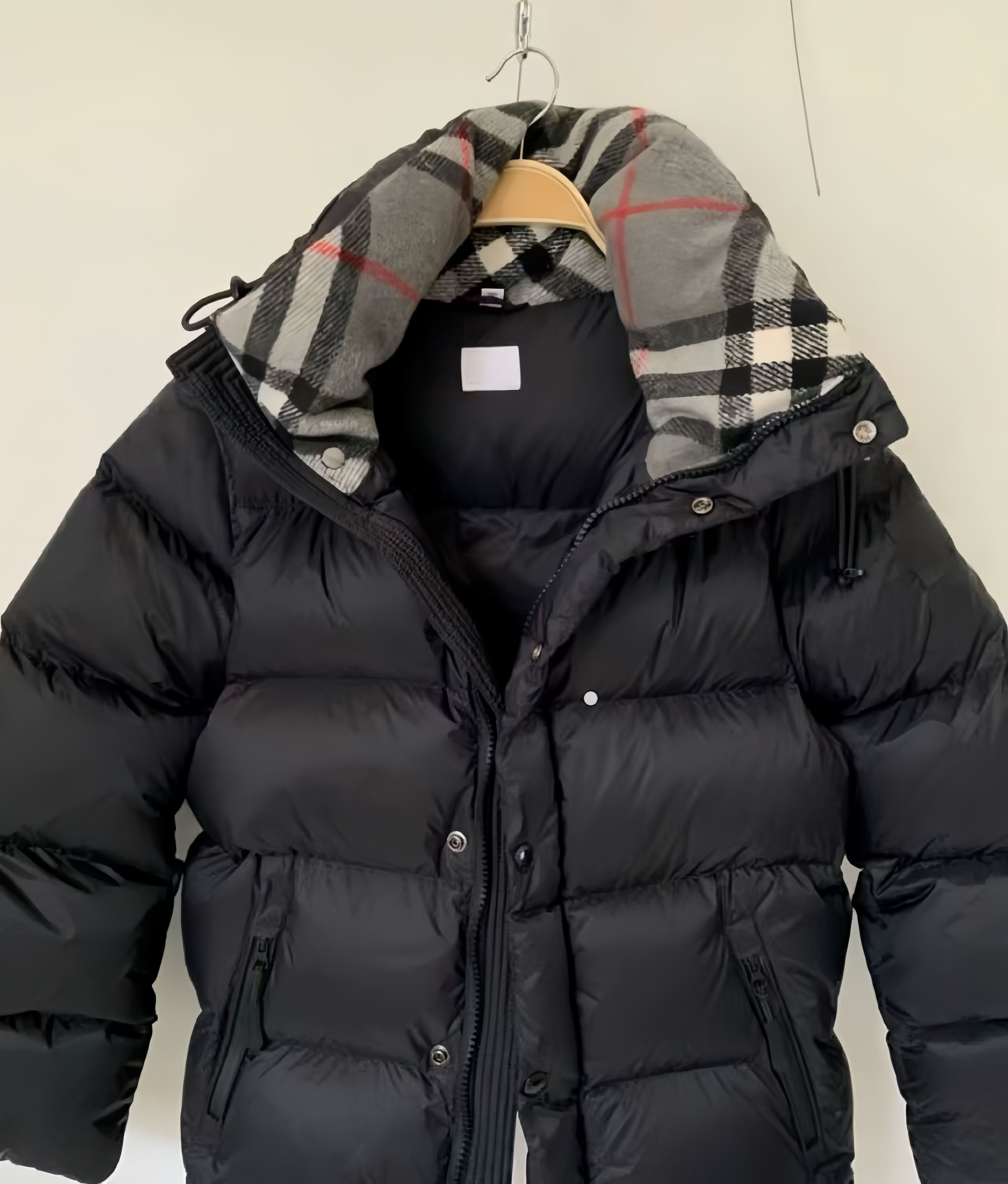 Jacket with Detachable Sleeves Versatile Winter Wear