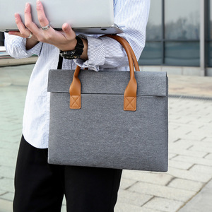 Sacoche pour ordinateur portable simple et légère de couleur unie personnalisable pour le travail, les conférences, les sacs cadeaux avec personnalisation du logo - Product Image 3