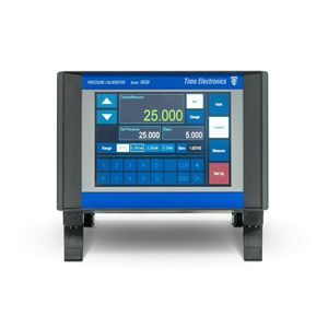 Calibrateur de pression électronique Time Electronics 8030, contrôleur automatique, précision de 1 à 100 bars, 0,01 FS - Product Image 1