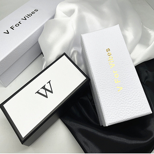 YIFENG FACTORY Luxury black scuff-resistant coating black satin round jewelry box cardboard gift box for perfume