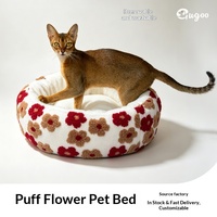 Nid douillet pour animaux de compagnie en peluche douce, imprimé fleurs, lit de couchage pour chat, coussin chaud antidérapant, lavable en machine, rembourré en polypropylène pour animaux de compagnie
