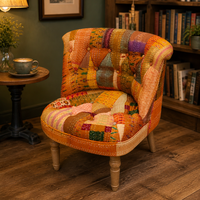 Großhandel Maßgefertigter Bohemian-Akzentstuhl mit Logo, Handgefertigter Kantha-Patchwork-Sessel, Premium-Geschenk, Einzelsofa mit Holzbeinen, OEM ODM