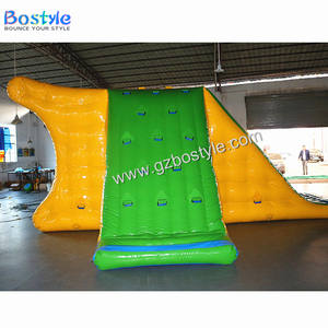 Installation gonflable <span class=keywords><strong>d</strong></span>'amusement <span class=keywords><strong>d</strong></span>'<span class=keywords><strong>eau</strong></span> de tour flottante <span class=keywords><strong>d</strong></span>'escalade et de glissement pour le <span class=keywords><strong>jeu</strong></span> bourré <span class=keywords><strong>d</strong></span>'<span class=keywords><strong>action</strong></span> <span class=keywords><strong>d</strong></span>'Aqua Park - Product Image 4