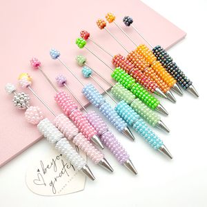 قلم حبر جاف من البلاستيك الكامل B7039 ، حبة مبهرجة يدوية ، هدية مكتب من حجر الراين الملونة الإبداعية سهلة الاستخدام - Product Image 1