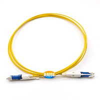Offre Spéciale CS à CS 9/125 OS2 Duplex monomode 2.0mm PVC LSZH plénum fibre optique cordon de raccordement CS/UPC-CS/UPC fibre cavalier