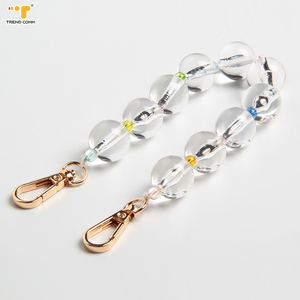 2025 Dropshipping Rhinestone Điện Thoại Charms Vàng Dây Buộc Di Động Carabiner Keychain Pha Lê Nhựa Phong Cách Ins Phong Cách Trường Hợp Điện Thoại - Product Image 1