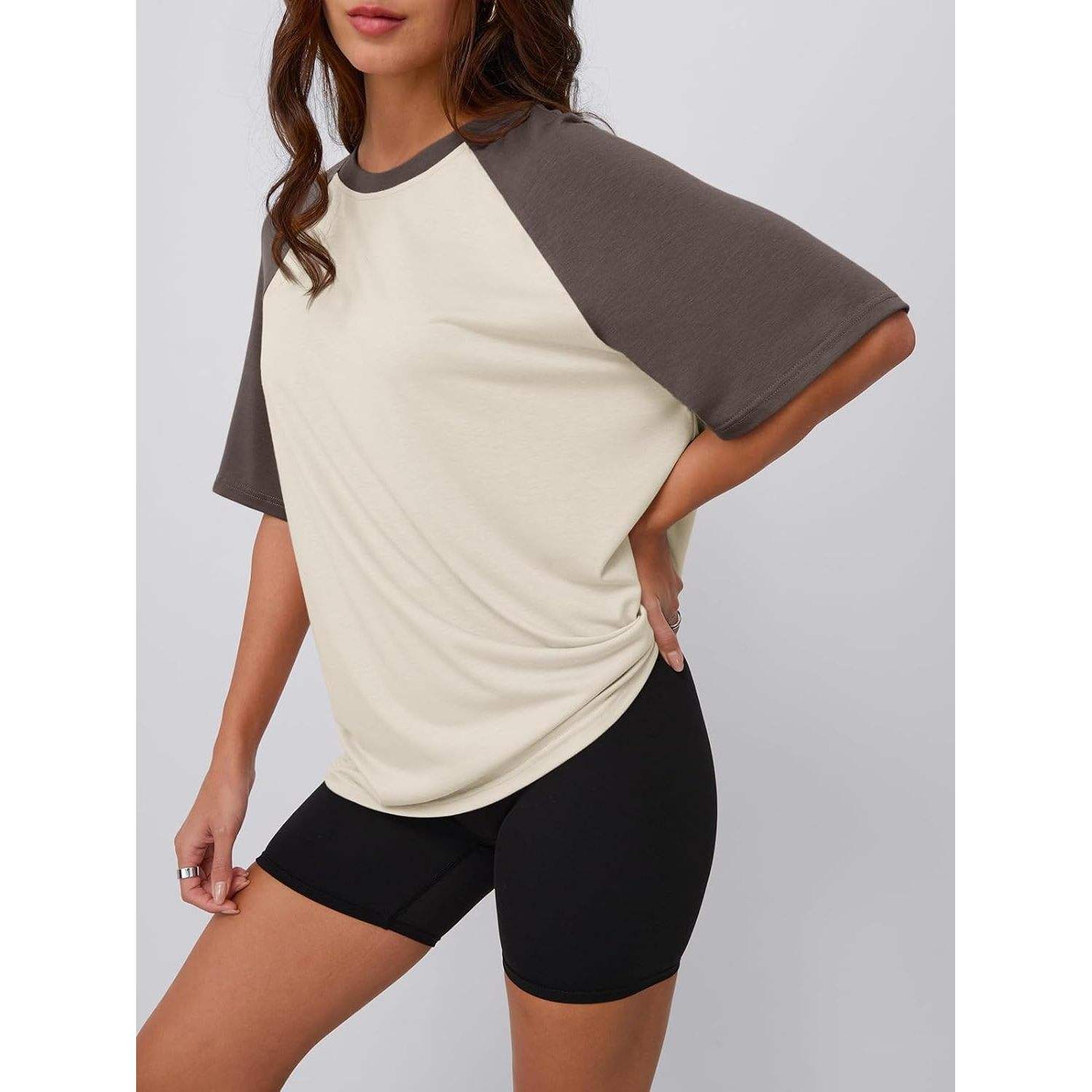 สีชมพูแดง