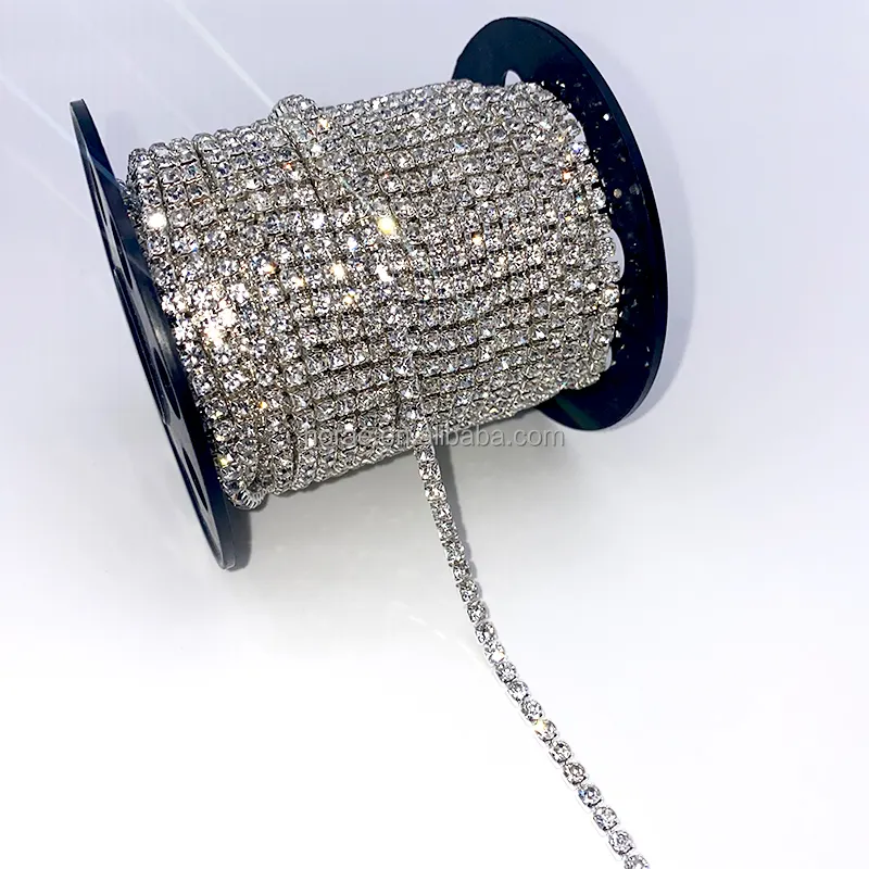 F052 pabrik perlengkapan multiwarna 2mm rantai kristal Trim untuk perhiasan DIY sepatu rantai berlian imitasi pemangkasan pada gulungan