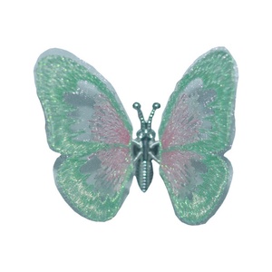 Decoración Moderna para la Rejilla de Ventilación del Tablero del Automóvil, Adorno de Mariposa Bordada para el Interior del Automóvil, Adorno Móvil para el Tablero - Product Image 6