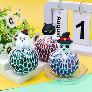 Jouet anti-stress en caoutchouc EVA souple en forme de raisin, style gelée, enveloppé de filet, pour Halloween et Noël, MoGo, vente en gros, 14 cm, transfrontalier - Product Image 4