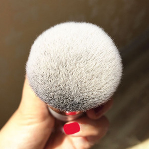 Synthetic Hair Fan Makeup Brush Plastic Handle for <b>Foundation</b> Highlight Loose Powder Blending - Product Image 3