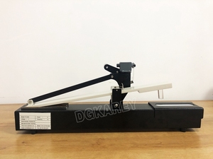 Laboratoires - Test de solidité des couleurs des tissus précis - Machine manuelle de précision AATCC pour textiles - Crockmètre - Product Image 6