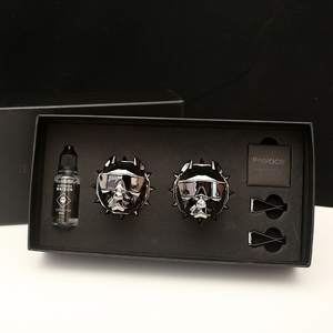 Nuevo Set de 2 Ambientadores Creativos para Coche con Diseño de Bulldog, Caja de Regalo, Perfume Líquido, Moderno y Elegante, Montaje en Rejilla de Ventilación, Decoración para Coche, Plástico, 40-60 Días - Product Image 3