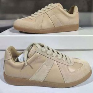 Zapatos Casuales Personalizados MM6 con Diseño de Grafiti, Ligeros, Transpirables, de Cuero Genuino, con Amortiguación, para Mujer - Product Image 4