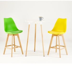 Tabouret à marche nordique pour café, pied en bois <span class=keywords><strong>de</strong></span> hêtre, <span class=keywords><strong>64</strong></span> / 76 <span class=keywords><strong>cm</strong></span>, haute <span class=keywords><strong>chaise</strong></span>, tulipe PP rembourré, <span class=keywords><strong>chaise</strong></span> <span class=keywords><strong>de</strong></span> <span class=keywords><strong>bar</strong></span>, coussin - Product Image 4