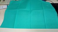 Bavoirs dentaires jetables 3ply 13 "X 18" 125 feuilles de bavoirs dentaires médicaux imperméables pour dentiste, ongles, tatouage