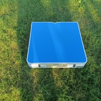 Ensemble de table de pique-nique pliable en aluminium avec 4 tabourets pliables, kit de table de camping portable pour l'extérieur, design avec rangement intégré