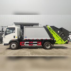 Camion à ordures compacteur Isuzu blanc 4X2 diesel Euro 4, transmission manuelle - Product Image 5