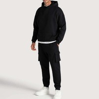 Pantalon de jogging cargo fuselé décontracté pour homme avec logo personnalisé, taille élastique respirante, cordon de serrage et poches latérales pour usage quotidien