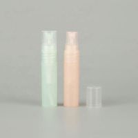 Atomiseur de parfum miniature en plastique PP en forme de stylo long et fin pour voyage