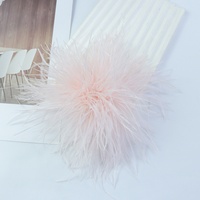 Broche en plumes d'autruche teintes sur mesure, broche en plumes faite à la main, accessoire de mode pour mariage, fête, vêtement, décoration