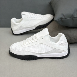 Chaussures décontractées en cuir fendu personnalisées, style marche, semelle extérieure en caoutchouc souple, baskets légères et tendance pour hommes - Product Image 3